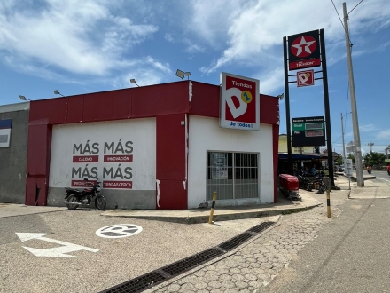 Local Comercial en Arjona-Bolívar, 1 Piso